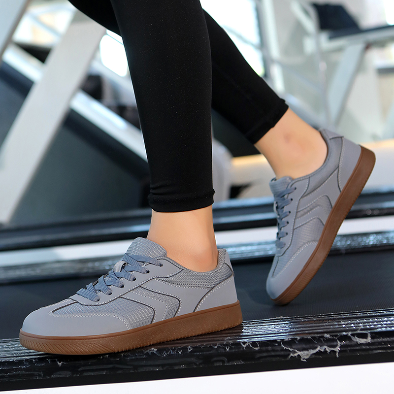 Wide Toe Shoes Unisex Artifici - Outdoor Sport Court review and price